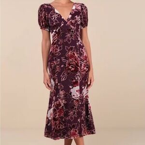 Lulu's Purple Floral Midi Dress